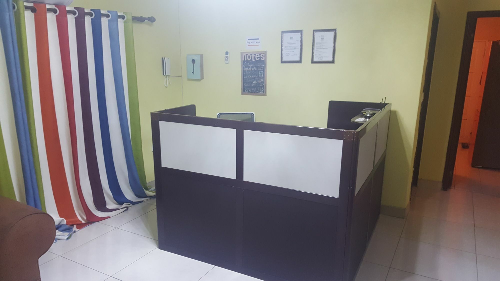 Mathlyn Guest House Francistown Bagian luar foto