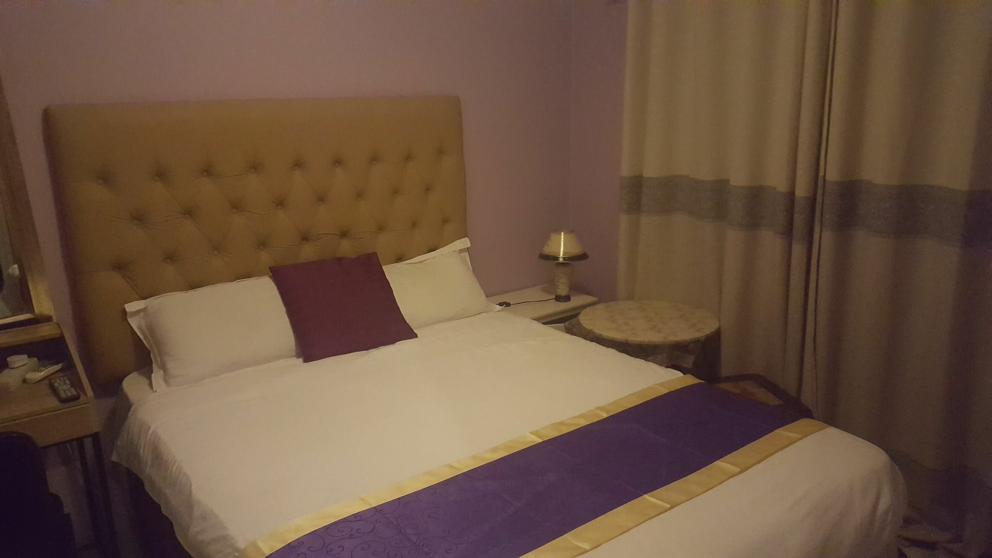 Mathlyn Guest House Francistown Bagian luar foto