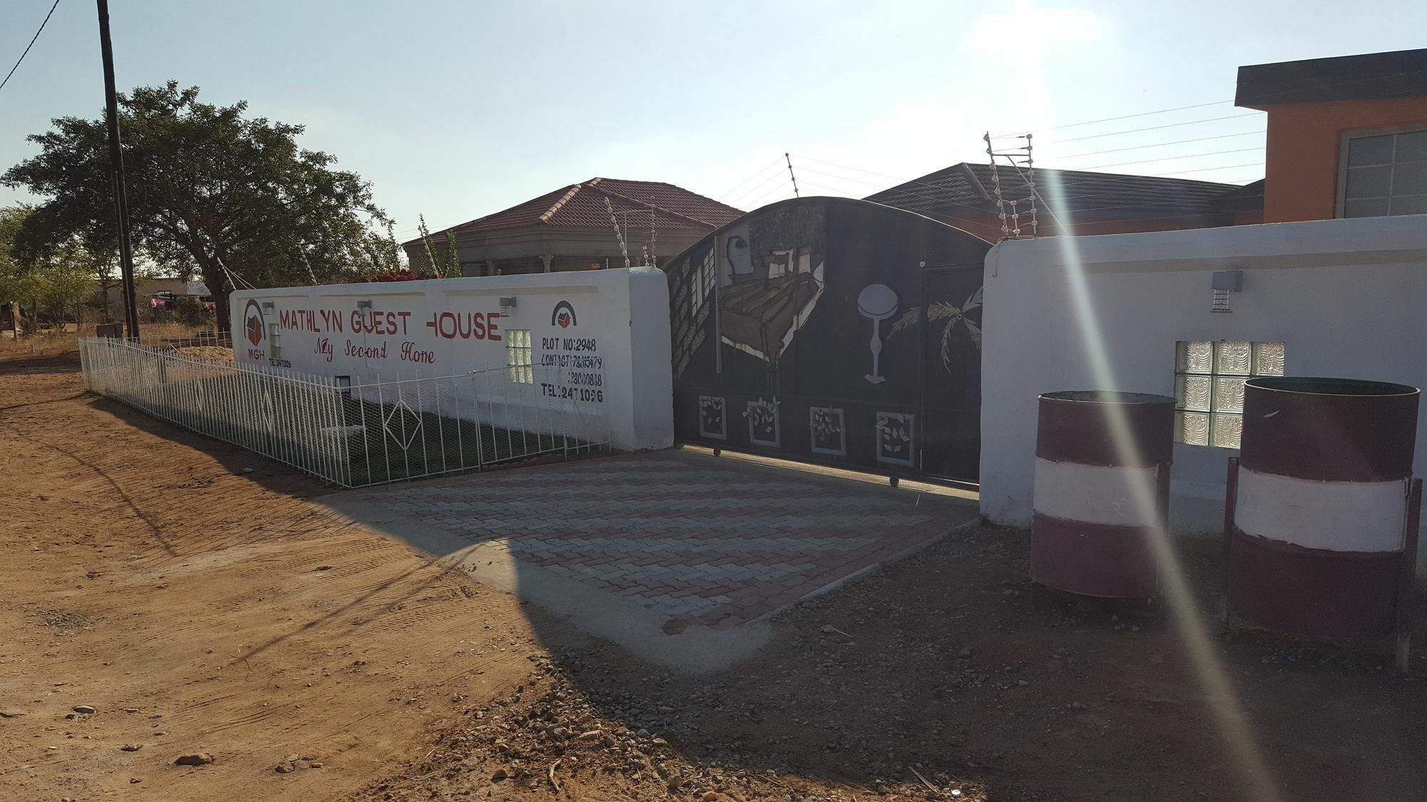 Mathlyn Guest House Francistown Bagian luar foto